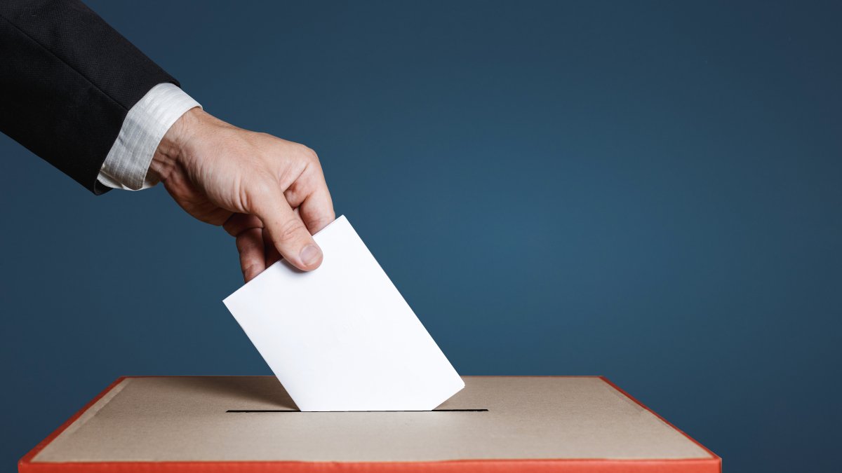 Uma tentativa foi feita para invadir o banco de dados de eleitores do DNC.