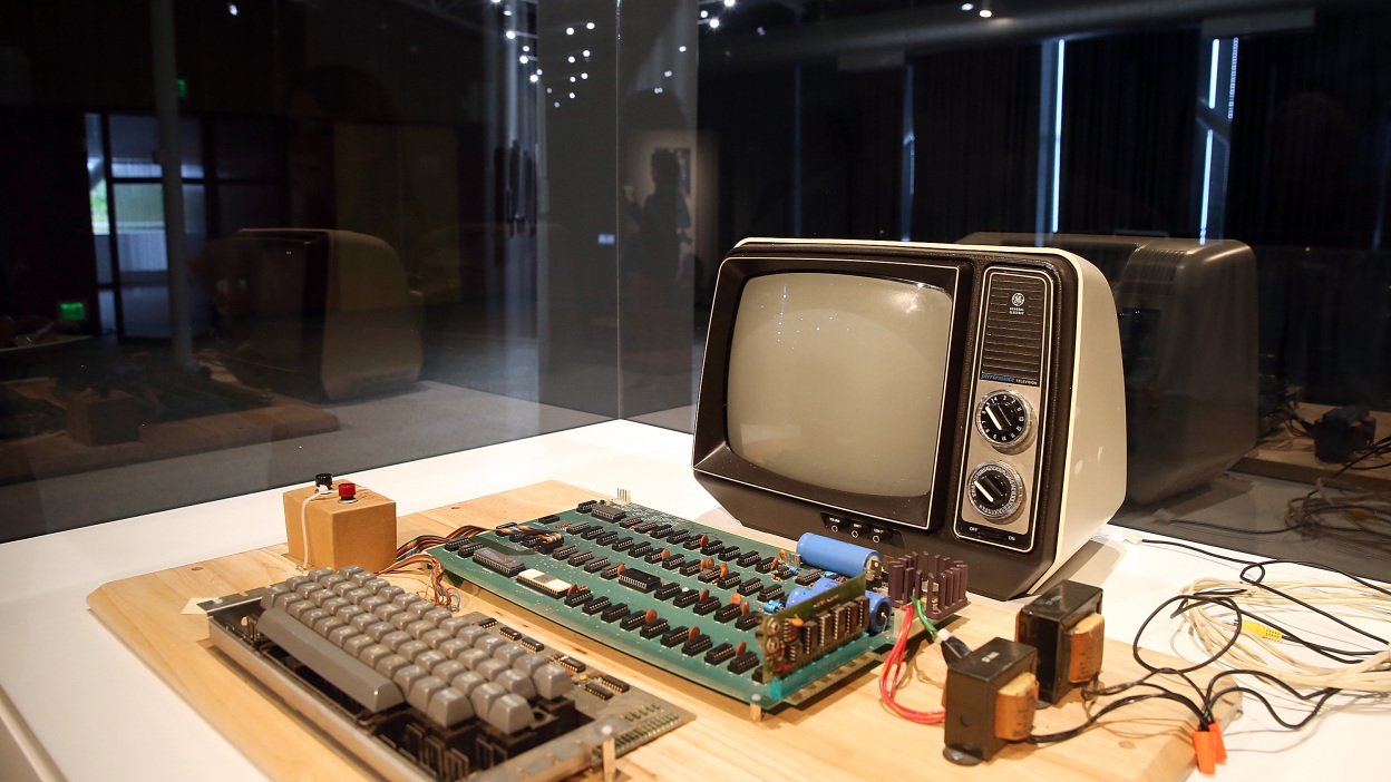 You can own a piece of Apple history with this fully functional Apple-1 computer